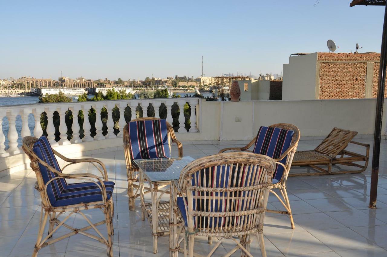 Appartement Nile Sunrise Flats à Louxor Extérieur photo